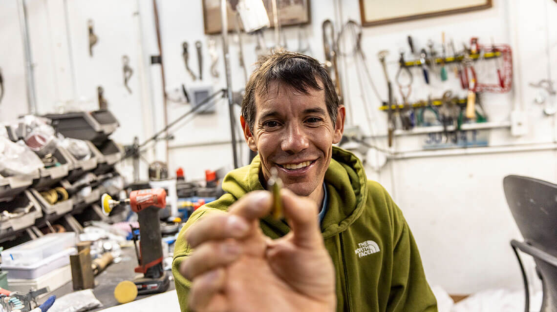 alex honnold at capriolas silver smithing in elko