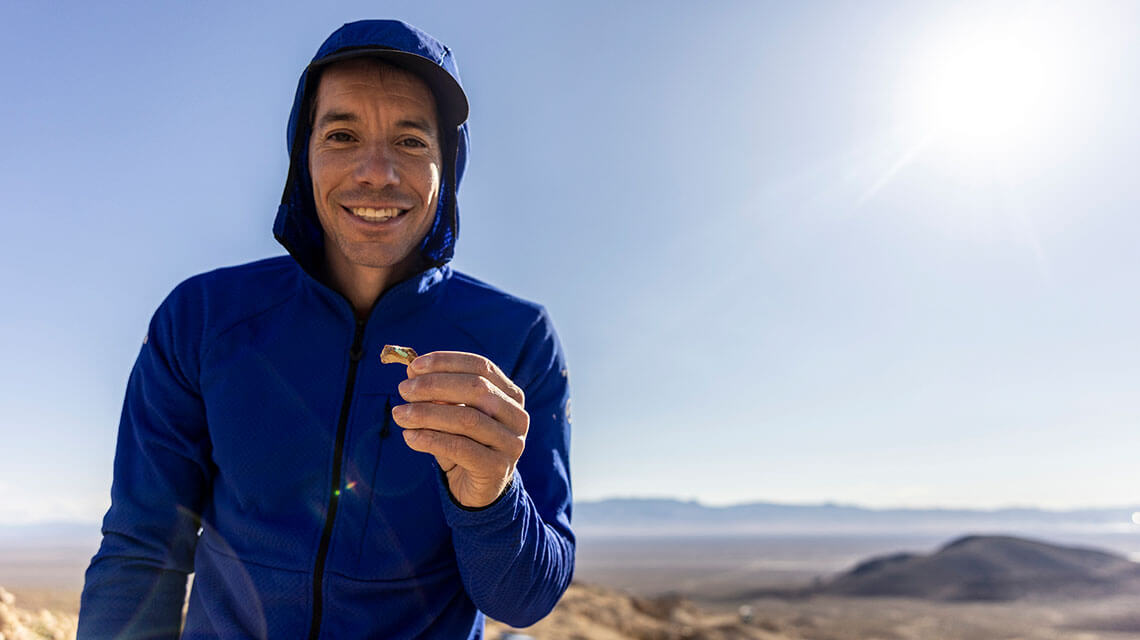 alex honnold digging gems in nevada